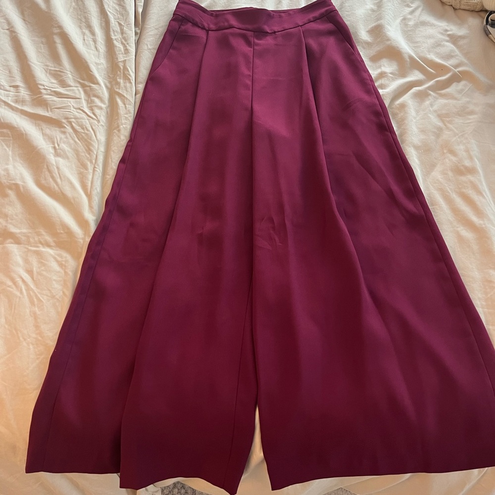 Diane Von Furstenburg violet flowly pants